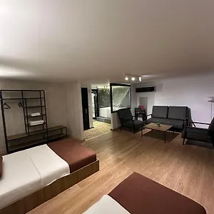 Casa Rosso Otel
